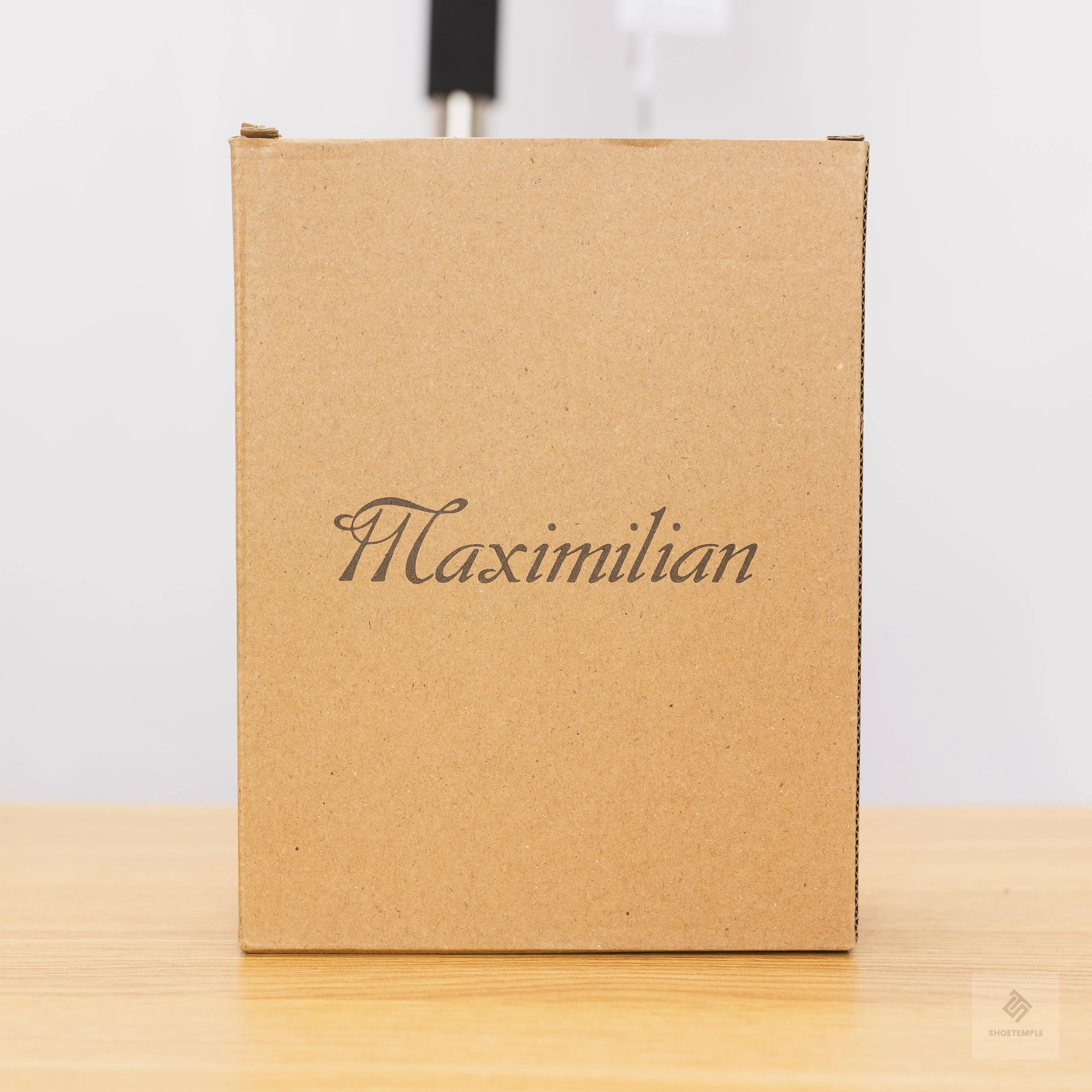 MAXIMILIAN Shoe Polish Kit 7 PC Leather Shoe Shining kit Care for Shoe Care and Cleaning.