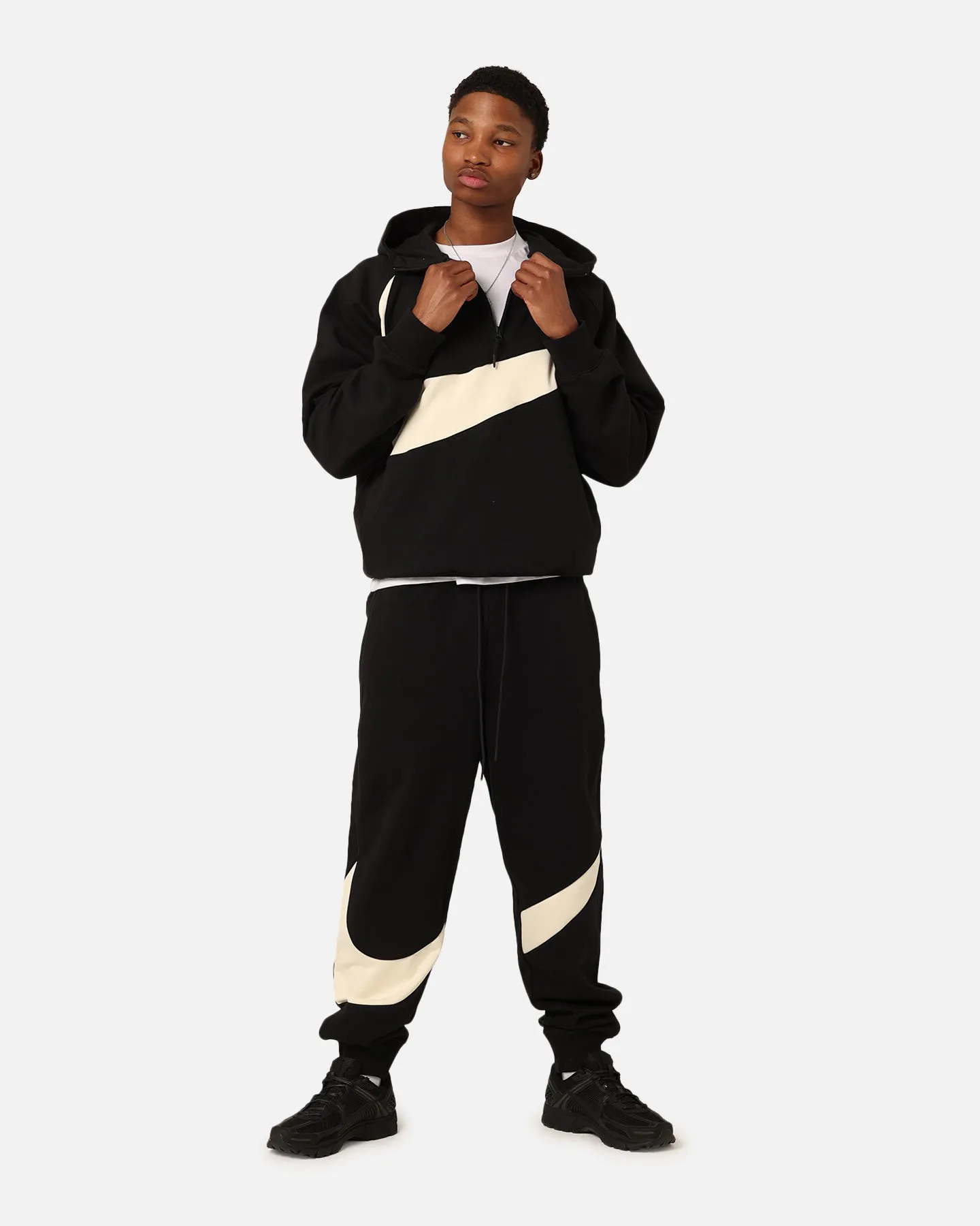 Nike Swoosh Fleece Half-Zip Hoodie Black/Coconut Milk