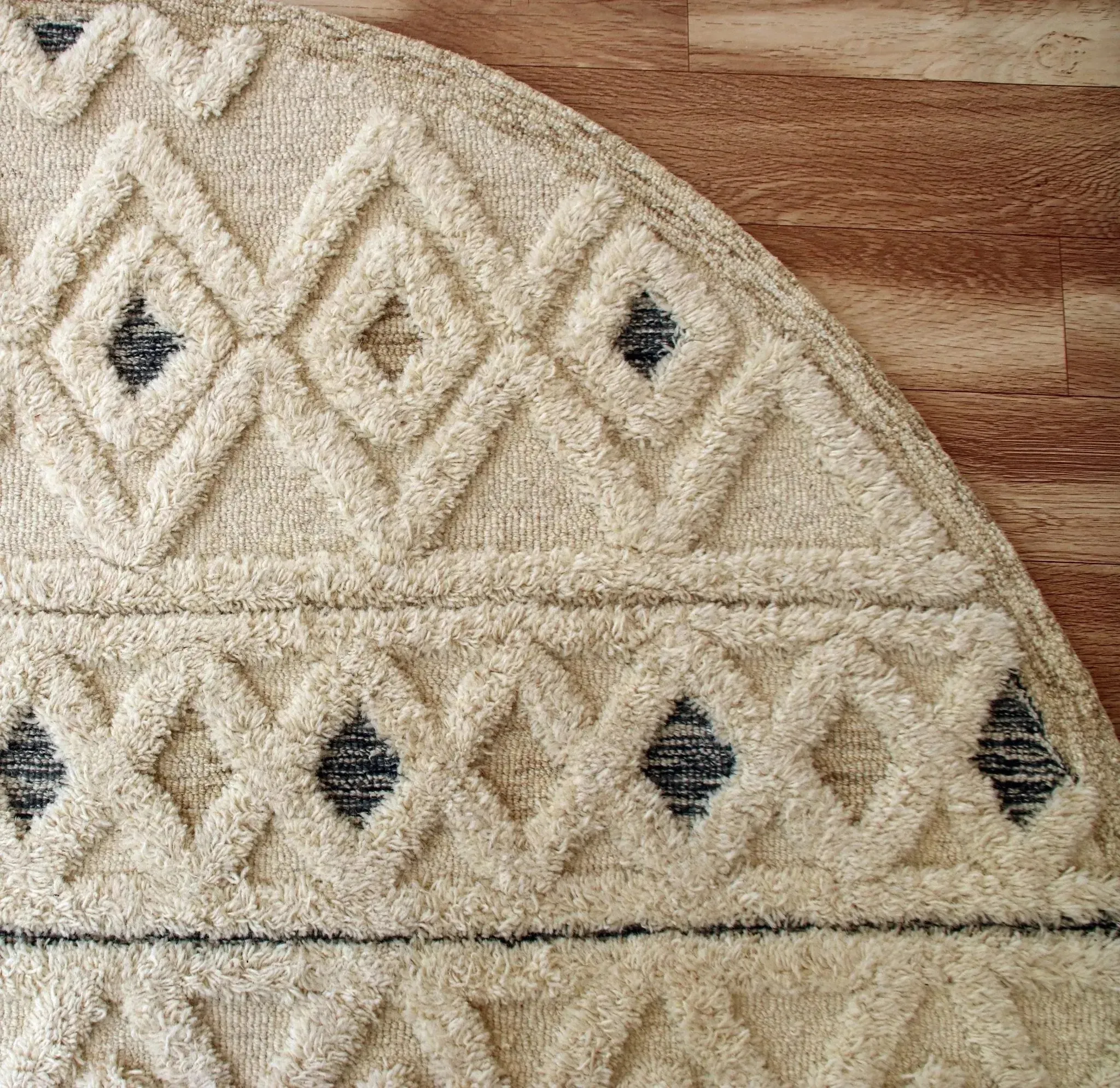 Sinuous 54112IVO Ivory Rug